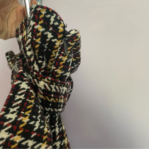 Forever 21 Houndstooth Belted Mini Skirt Academia-Style size Medium - Picture 9 of 9
